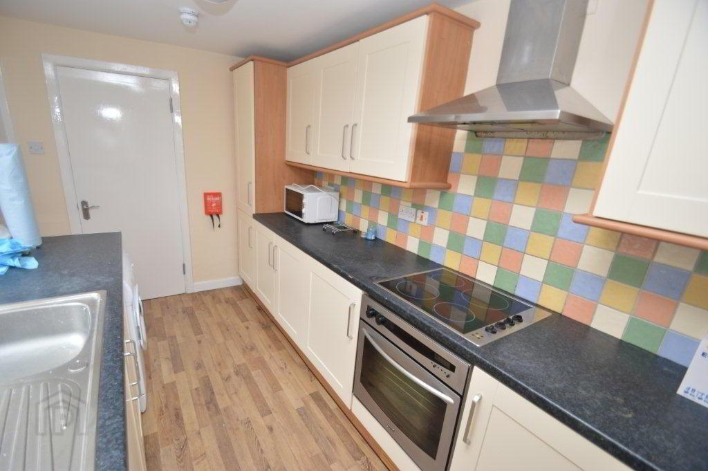 3 Lisburn Avenue 3 of 11