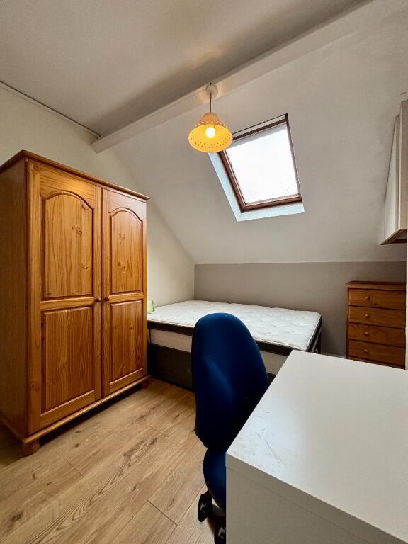 3 Lisburn Avenue 11 of 12