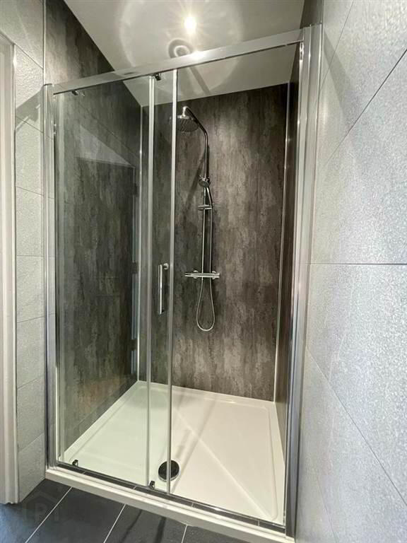 Apartment 1 254 Ravenhill Road 6 of 6