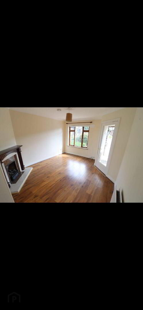 18 Heatherfield Court 3 of 10