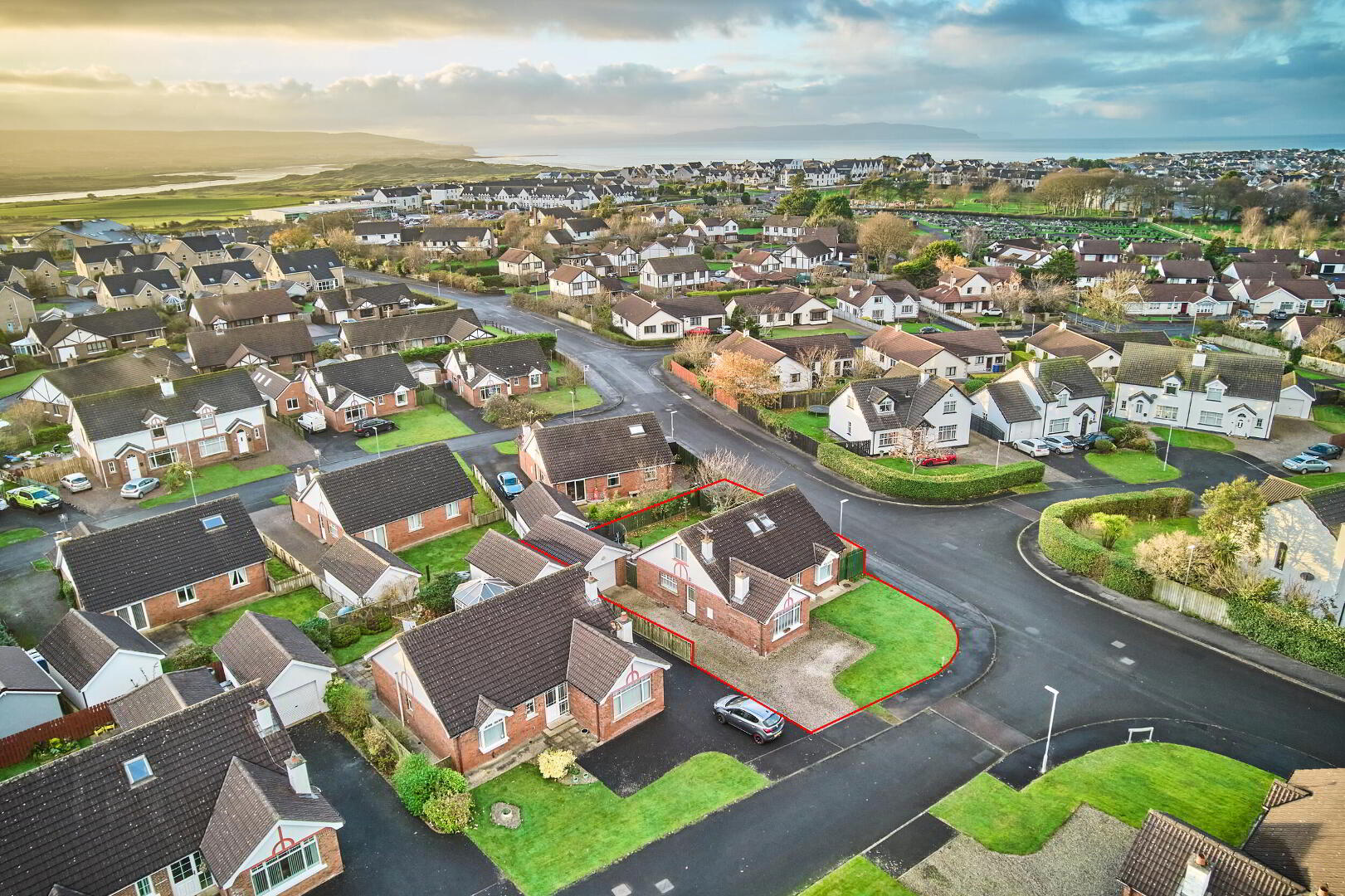 2 Cromlech Court 1 of 38