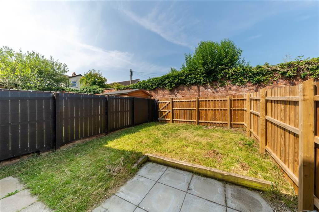 5 Milfort Mews 25 of 25