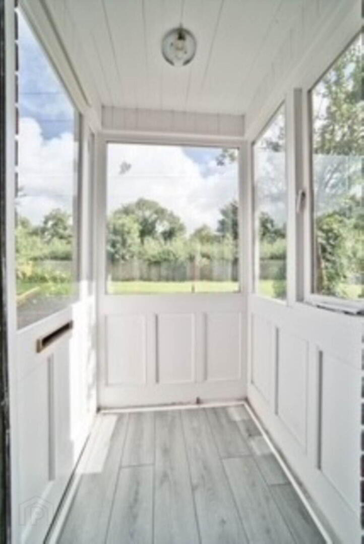 48 Priory Walk 3 of 25
