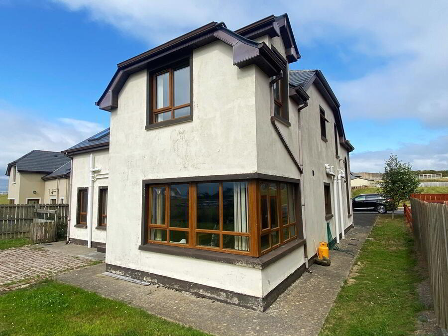 25 Stracomber Hill 22 of 22