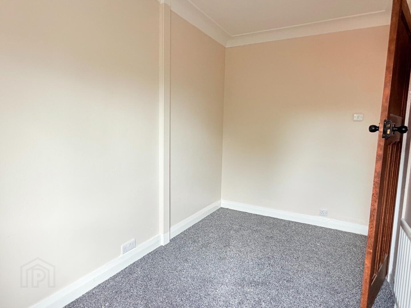 28 Upper Dunmurry Lane 14 of 15
