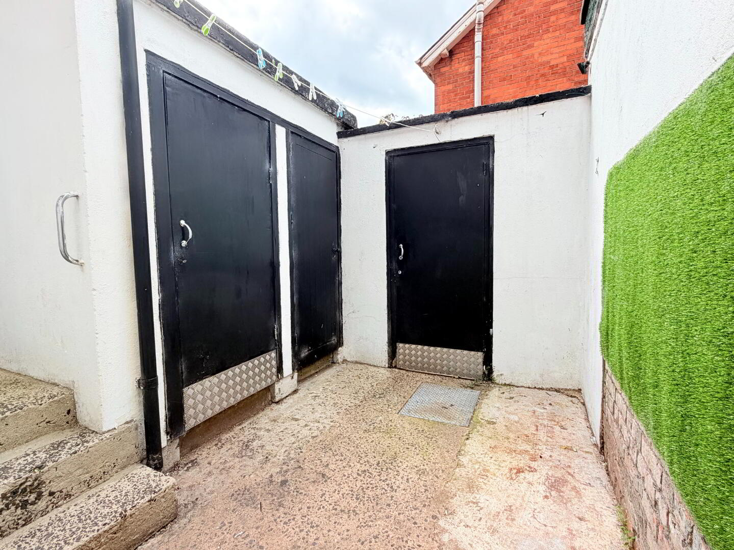 28 Upper Dunmurry Lane 15 of 15