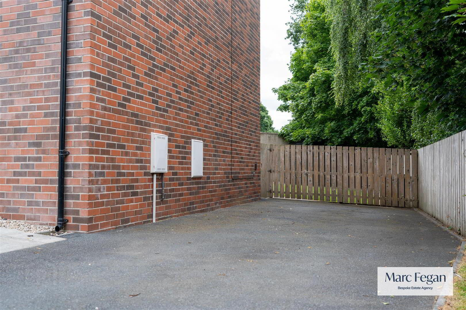 11 Moorlands Court 92 of 93