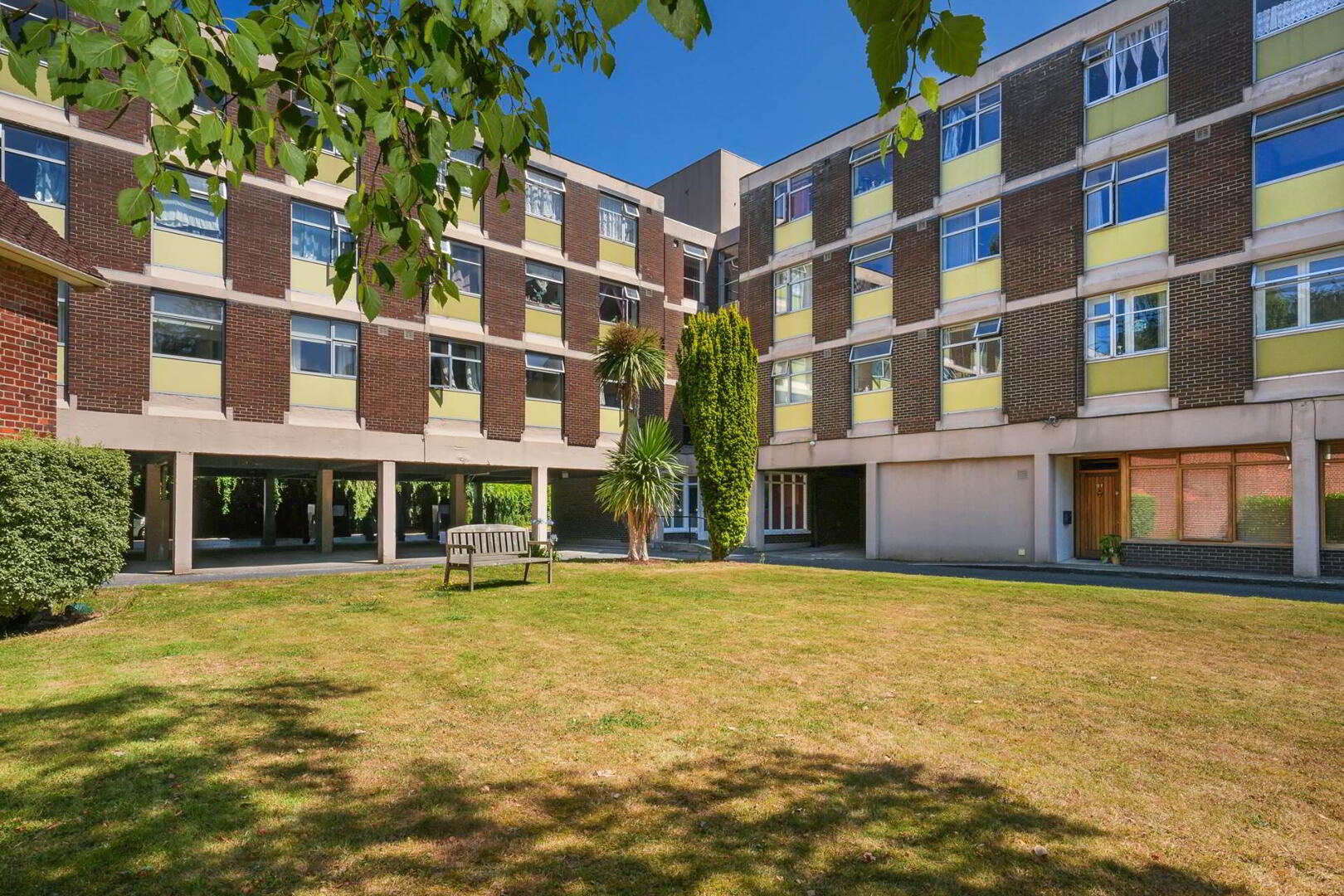 Apartment 64 Cranford Court 3 of 30