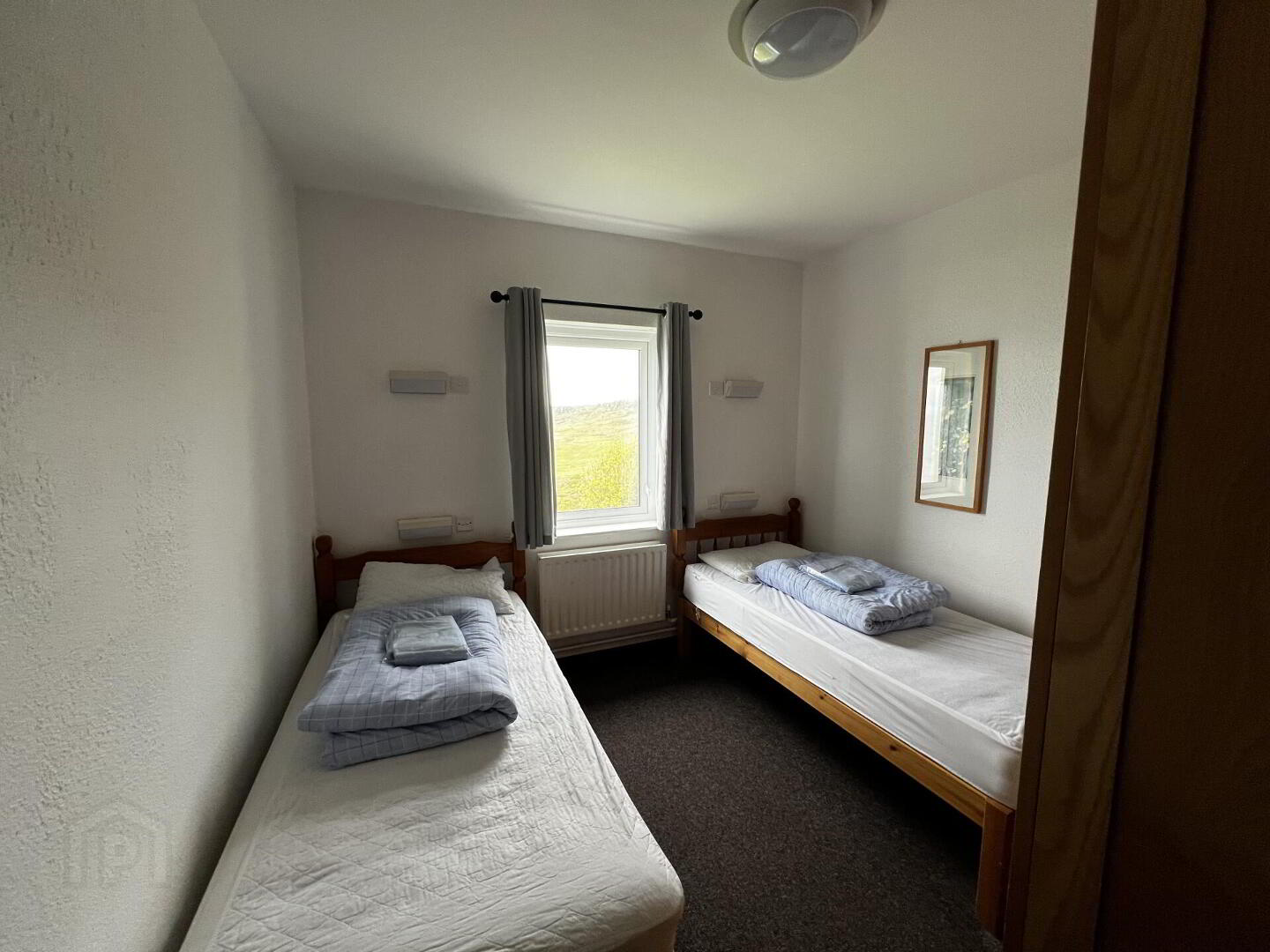 Whitepark Bay Youth Hostel, 157 Whitepark Road 10 of 11
