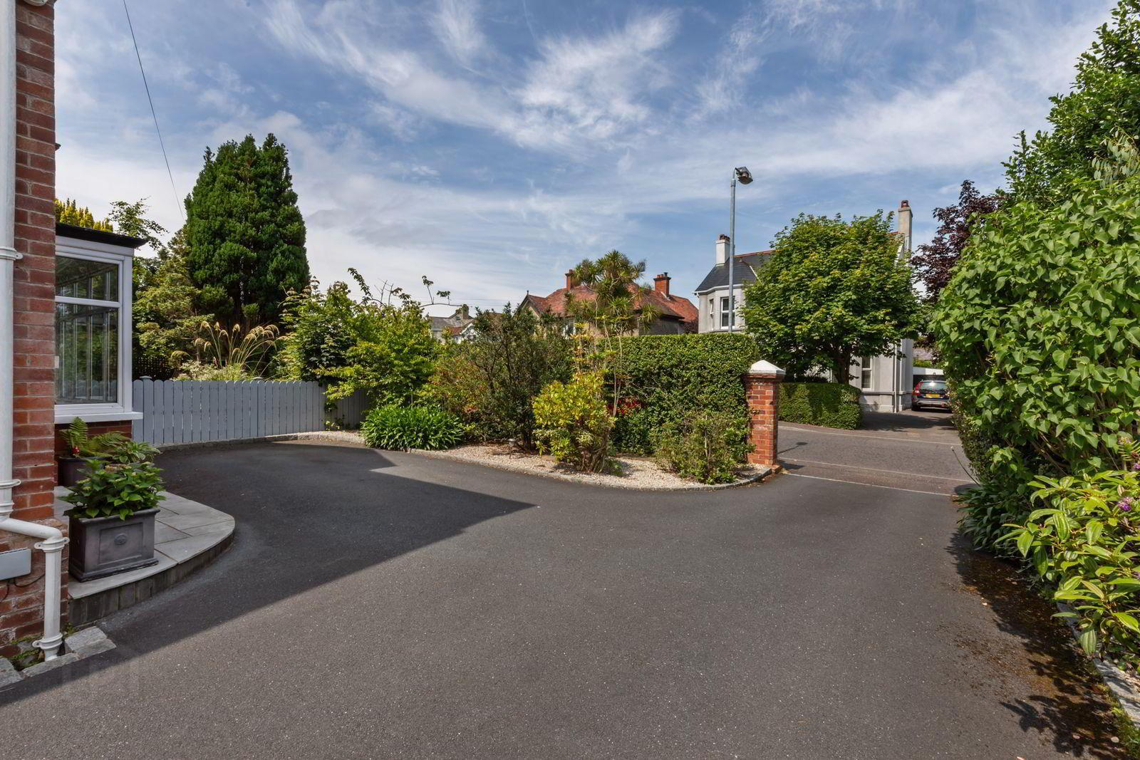 7 Ranfurly Avenue 42 of 42