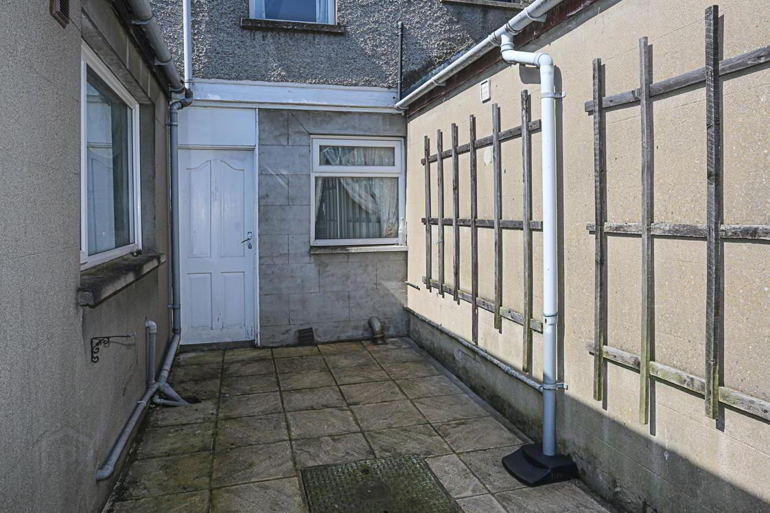 60 Downshire Road 30 of 31