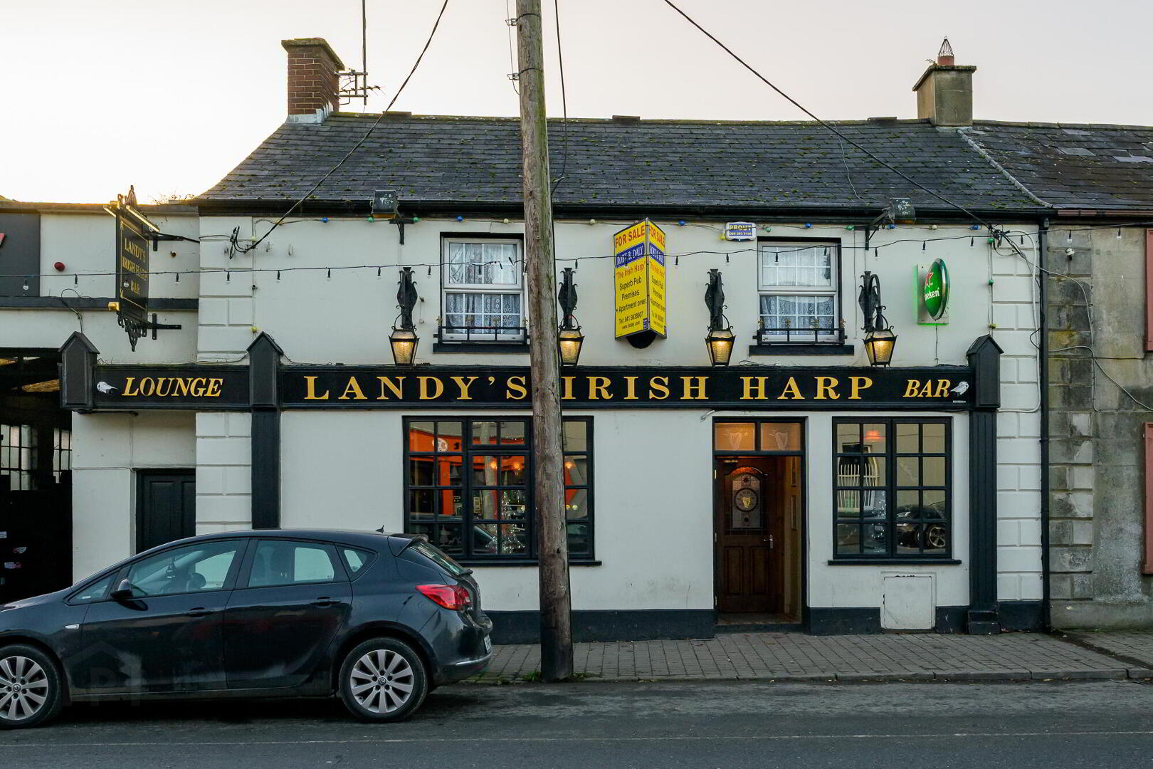 Landy's Irish Harp, 19 Irish Street 1 of 25