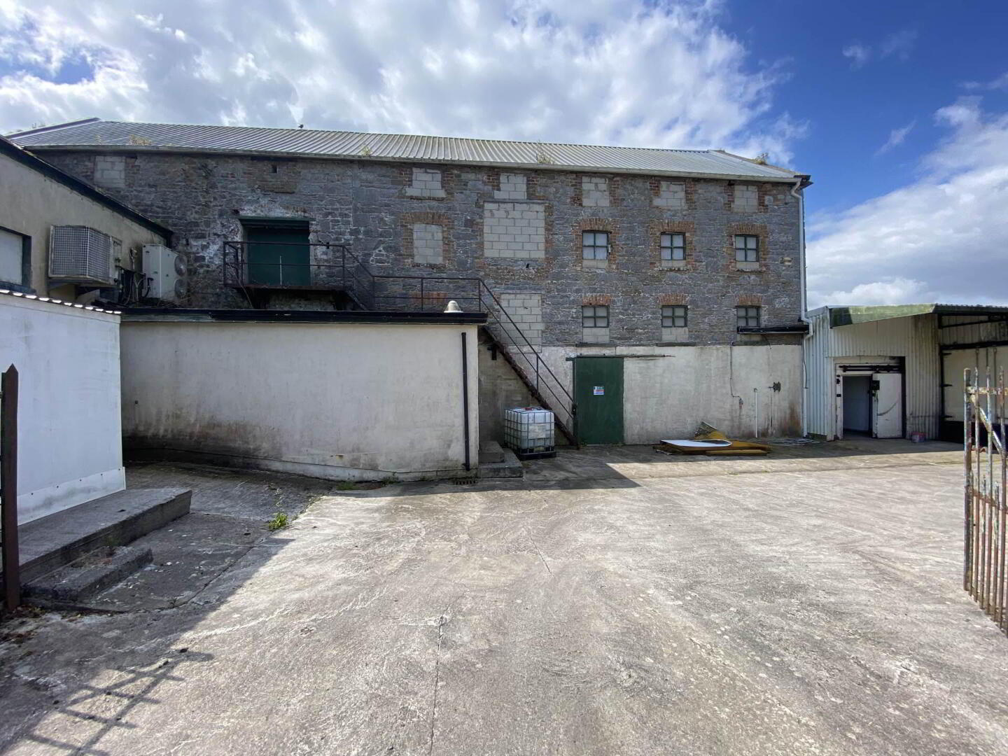 Cillide 3 of 15
