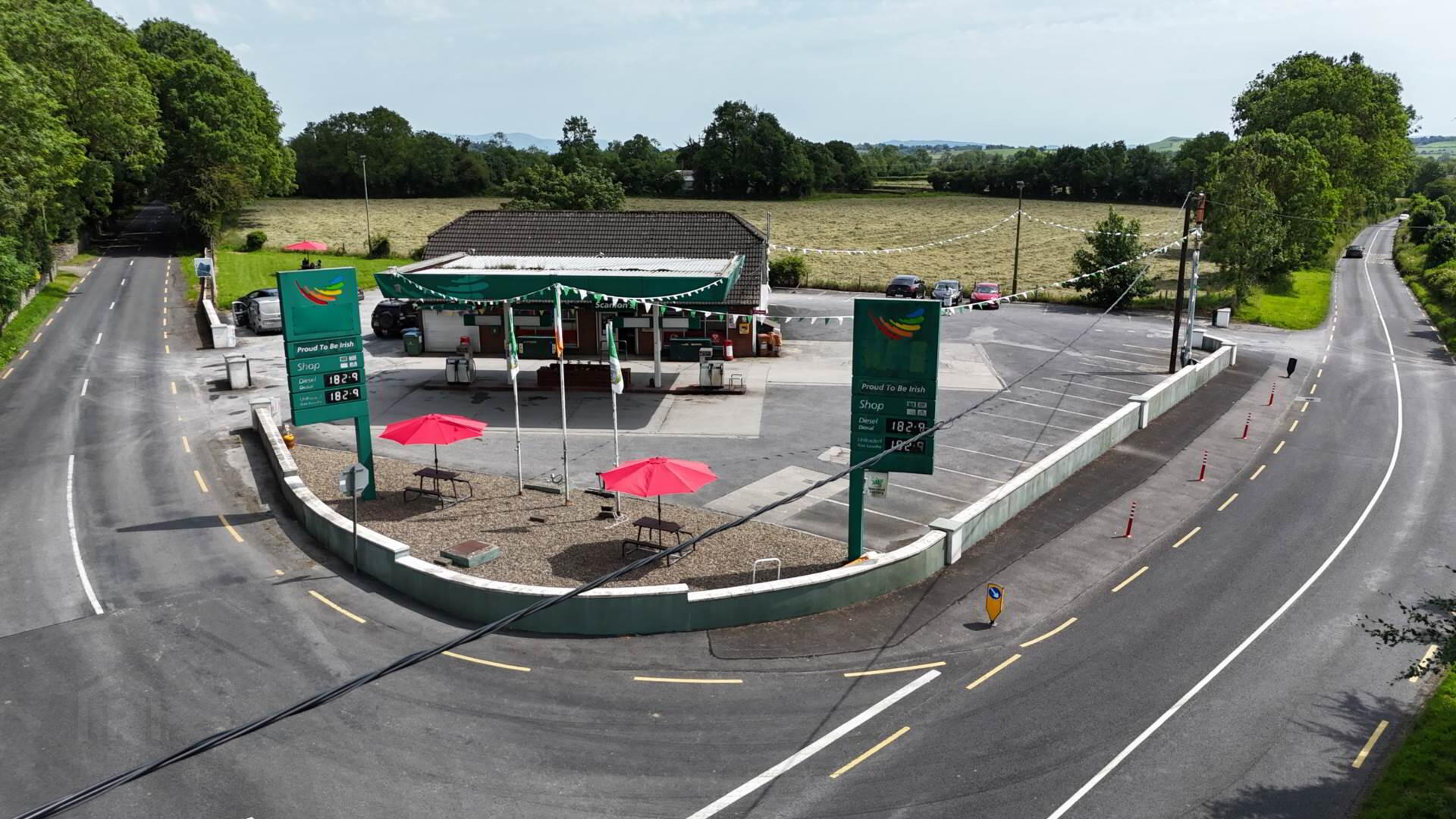 Scanlons Supermarket & Filling Station 1 of 12