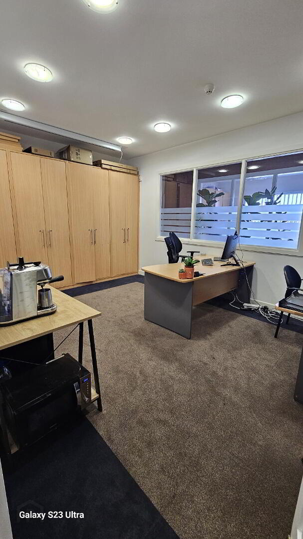 Laurel Lodge Business Centre 6 of 6