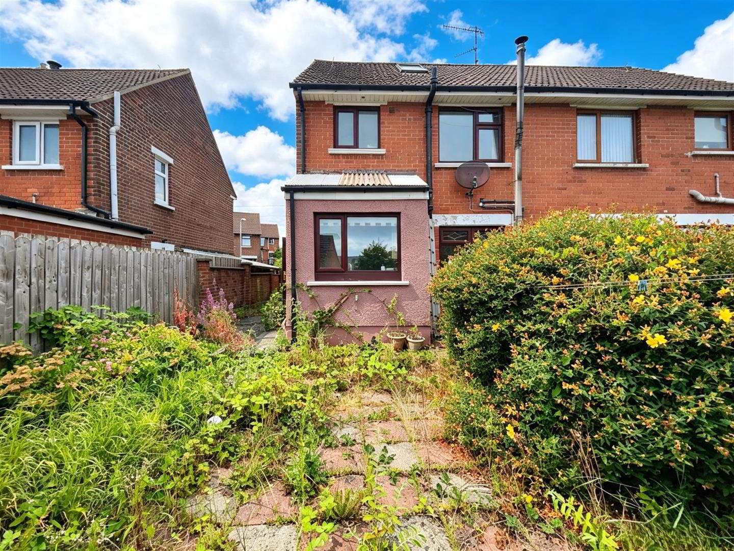 21 Dunmore Crescent 17 of 17