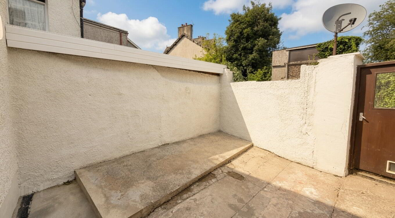 33 Captain Street Lower 16 of 16