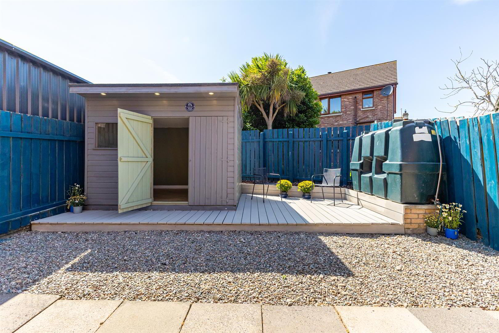 21 Stonebridge Green 23 of 23