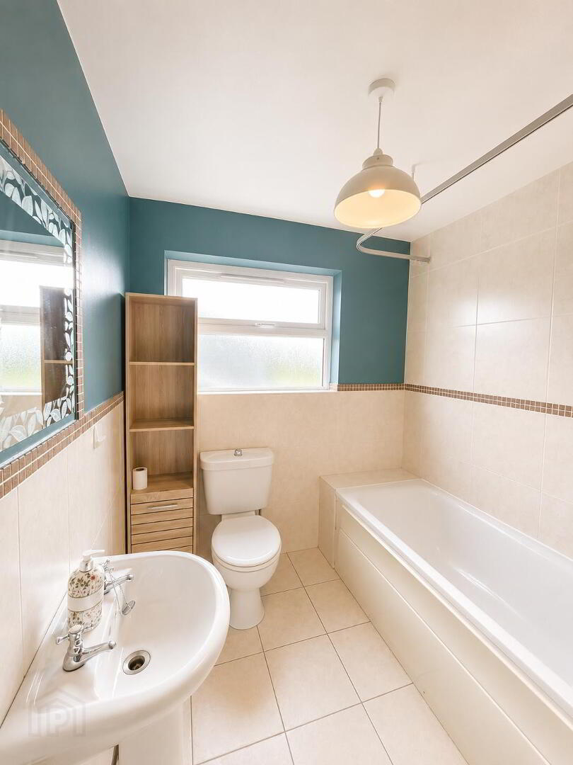 3 Millbank Court 11 of 12