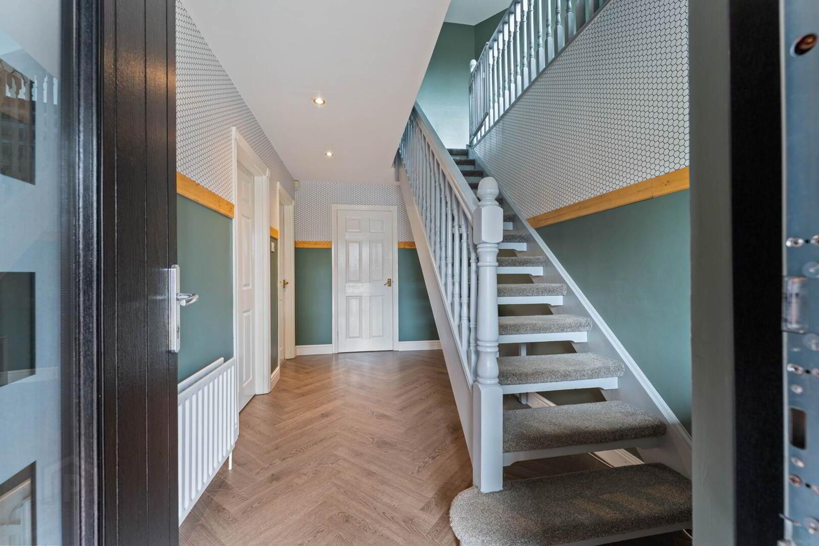 24 Kensington Manor 3 of 33