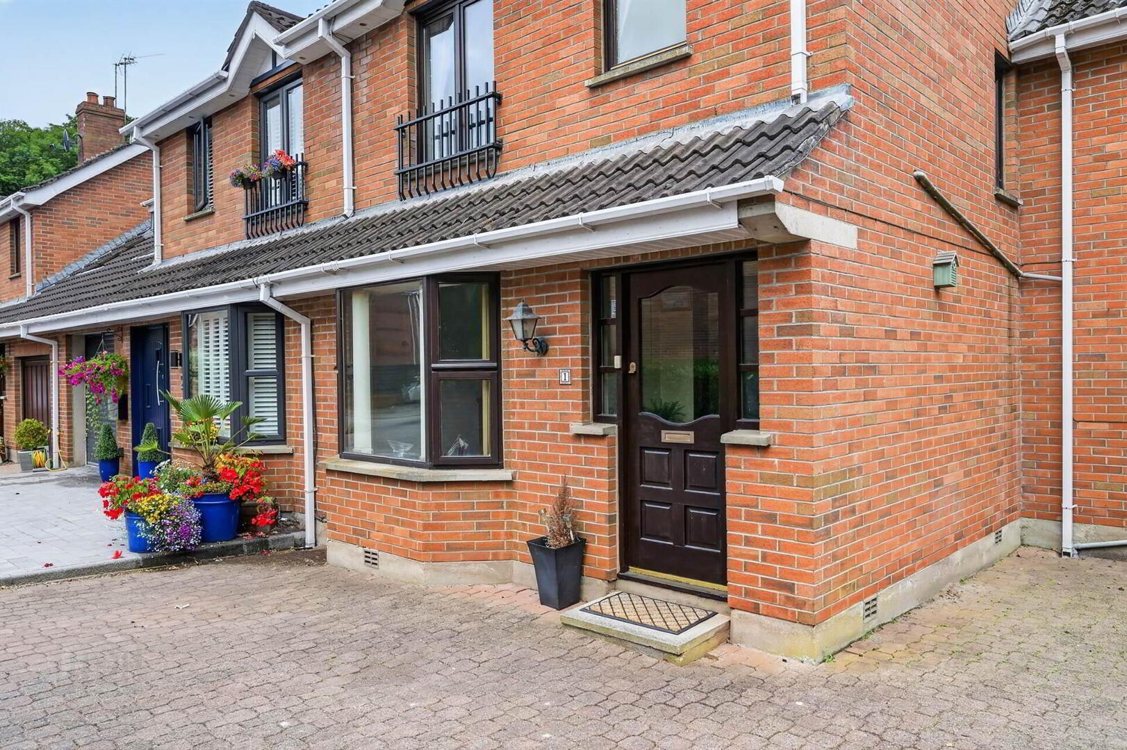 1 Harwich Mews 2 of 25