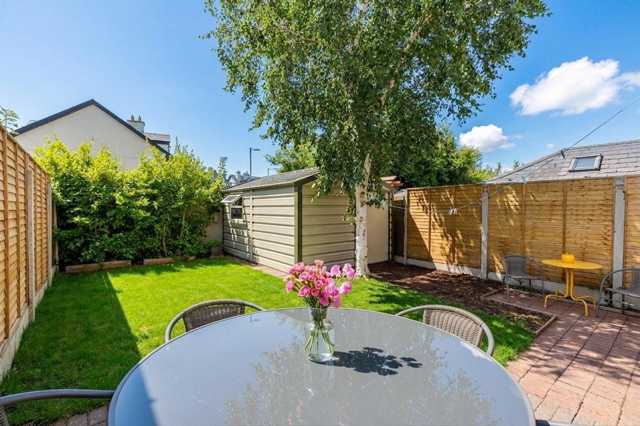 18 Orchard Close ( Plus Attic Conversion) 29 of 30