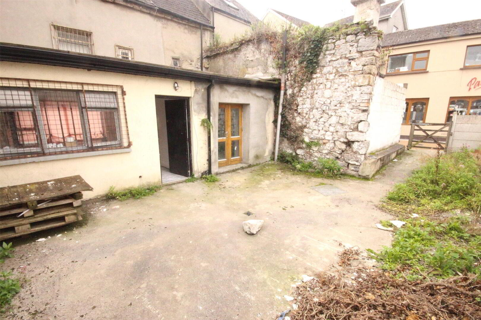 2 Sarsfield Street 10 of 10