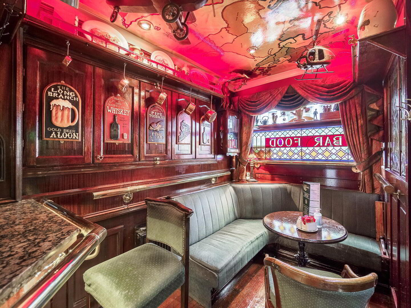Sean Tierney's Bar & Restaurant, 13 O'Connell St 3 of 19
