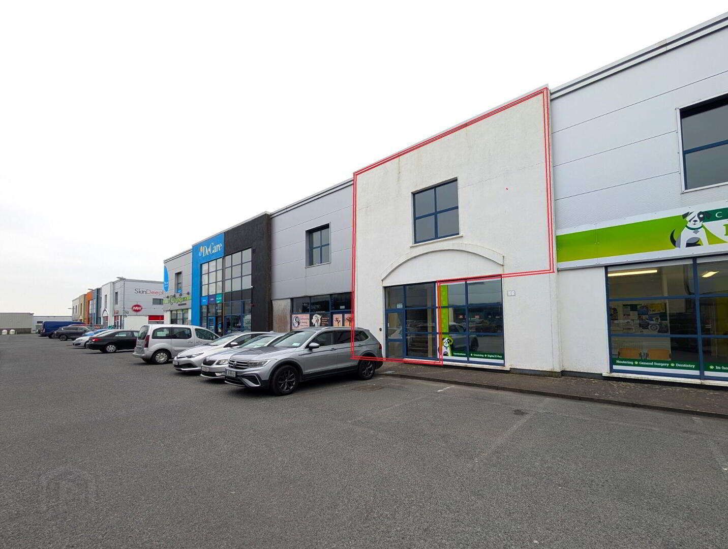 Lakeside Retail Park 5 of 6