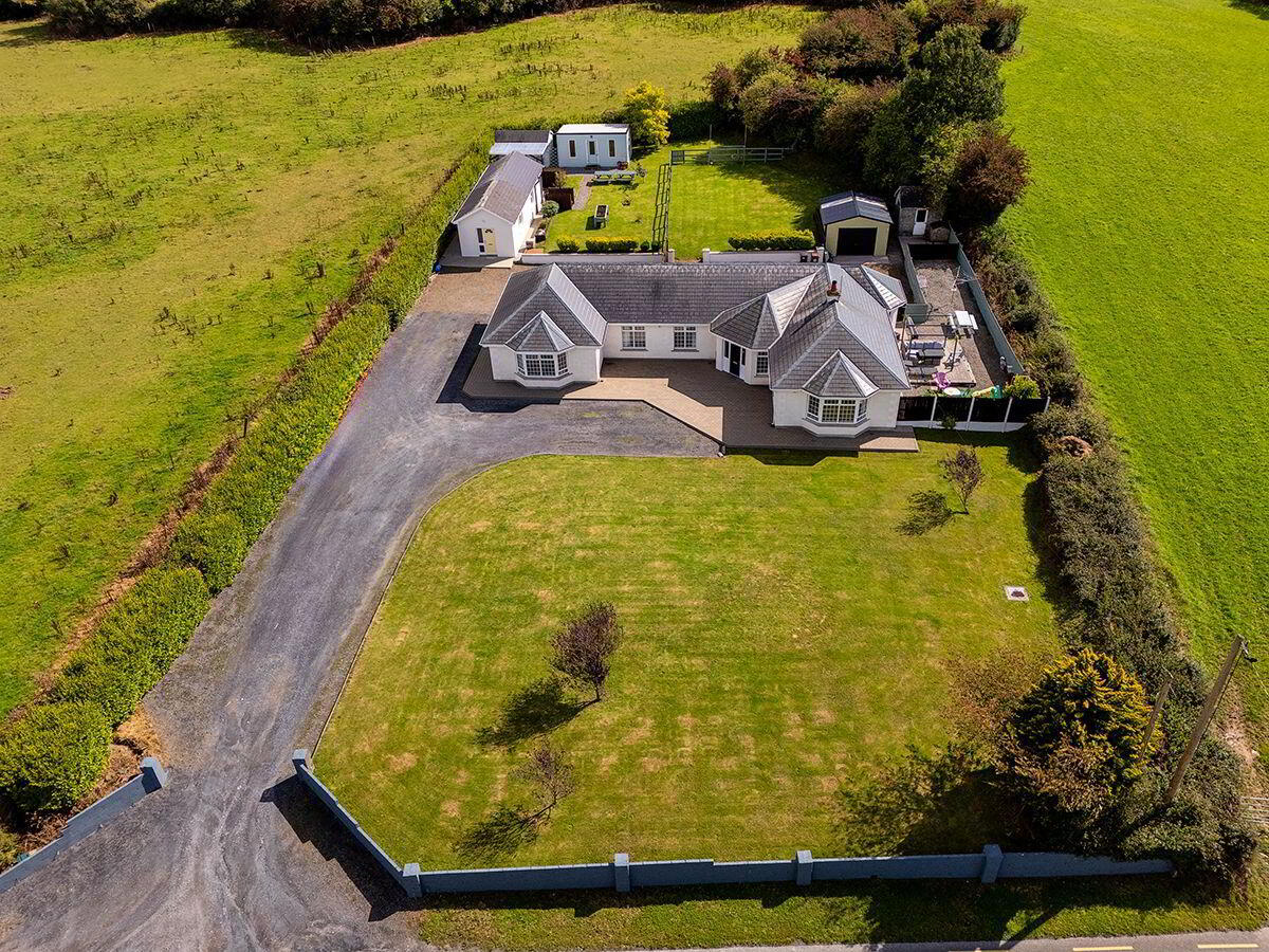 Jadem House, Ballinaparka 2 of 42