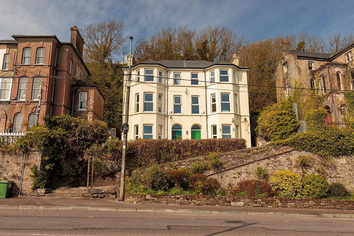 3 Clifton 3 of 33