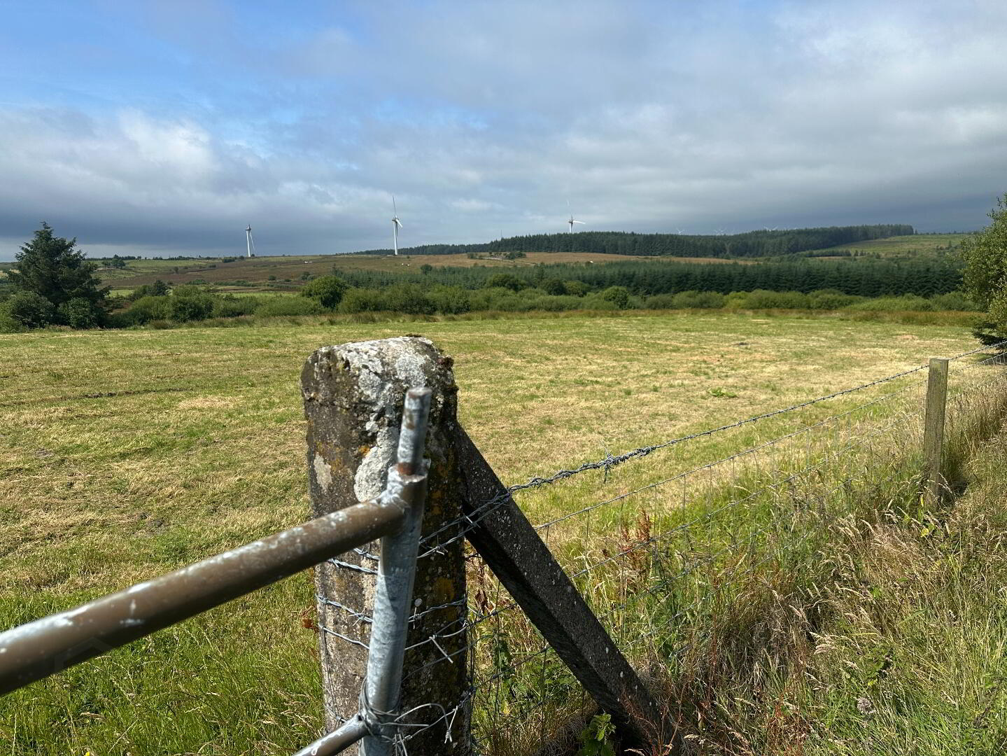 Reclain Road 2 of 13
