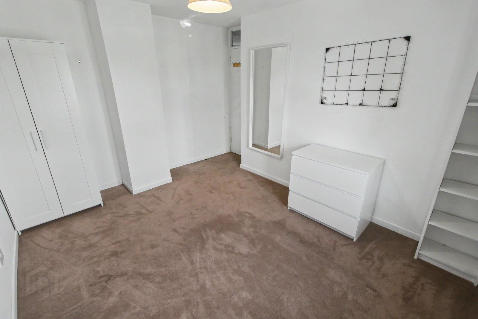 71 Lambay Close 10 of 11