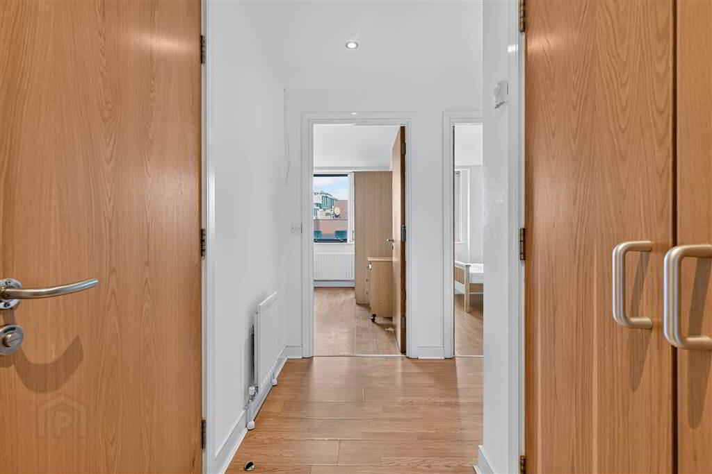 Apt 25 Victoria Place, 20 Wellwood Street 3 of 17