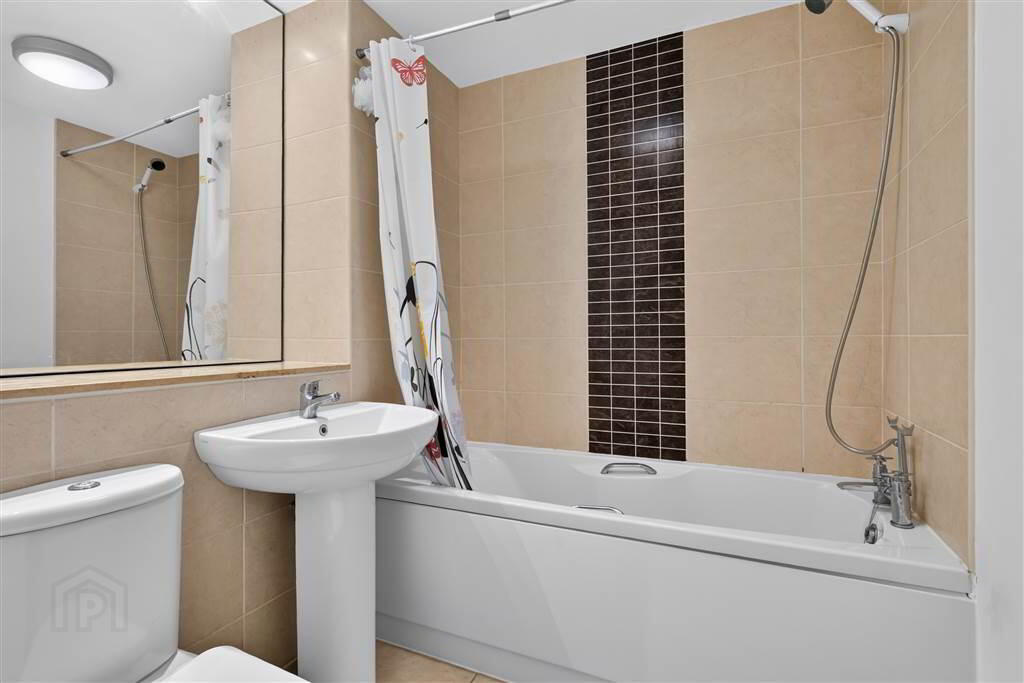 Apt 25 Victoria Place, 20 Wellwood Street 16 of 17