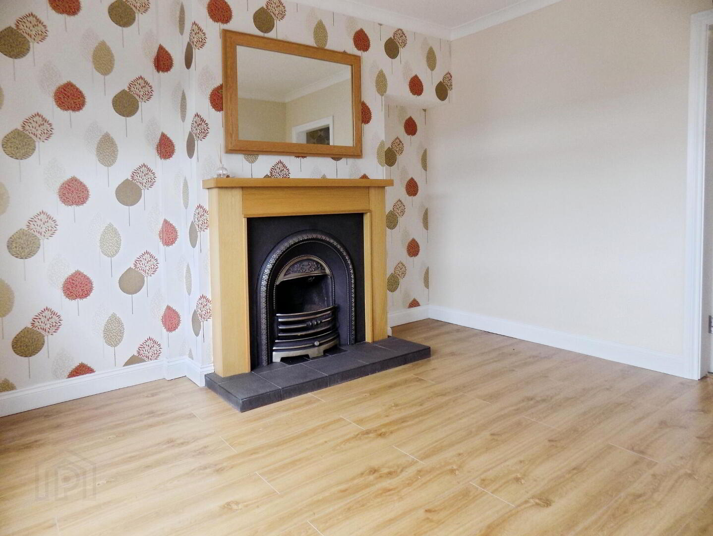 201 Moira Road 3 of 7