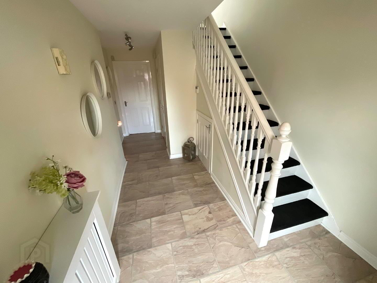 25 Bowness Street 2 of 16