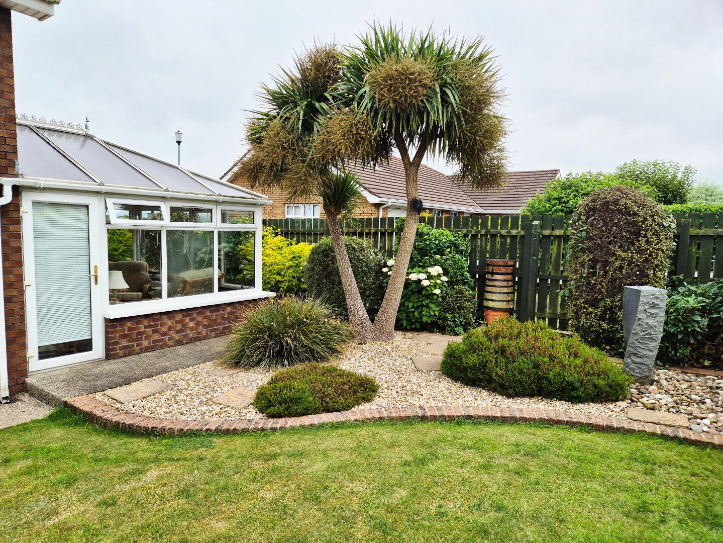 1 Mount Court 36 of 37