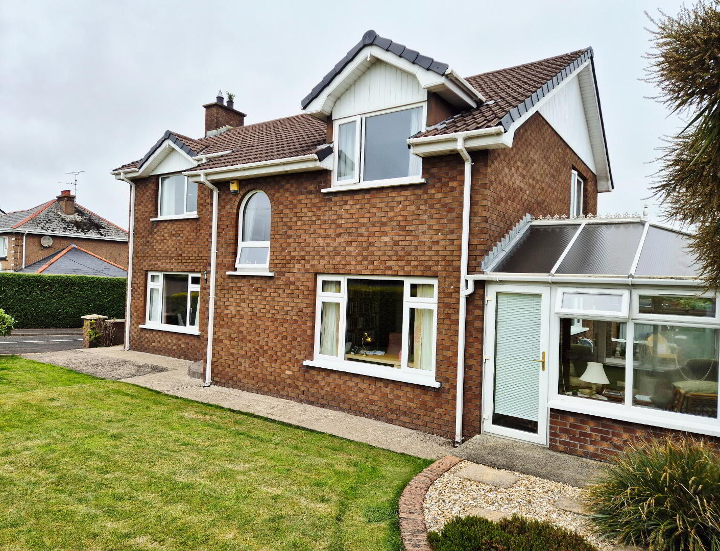1 Mount Court 37 of 37