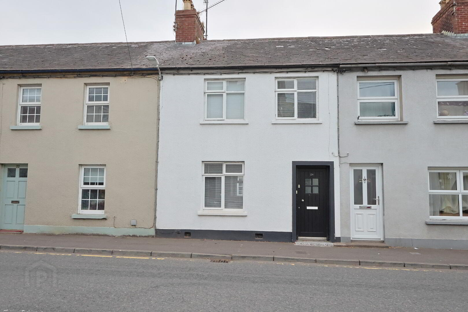 24 Killyman Street 1 of 16