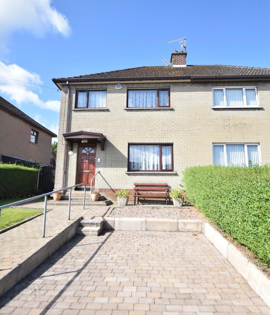 30 Windsor Crescent 1 of 23