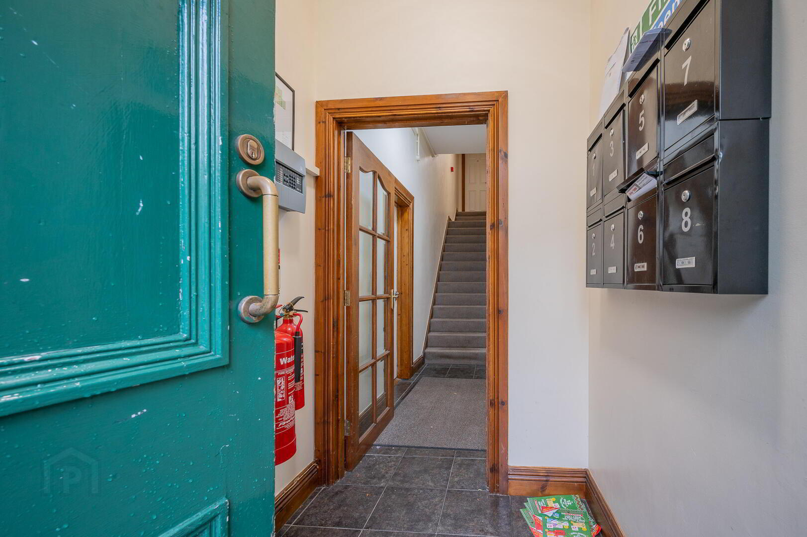 Apt 4, 85 Eglantine Avenue 25 of 26