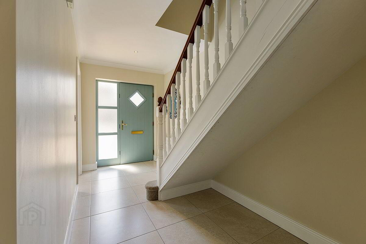 76 Monksfield 3 of 27