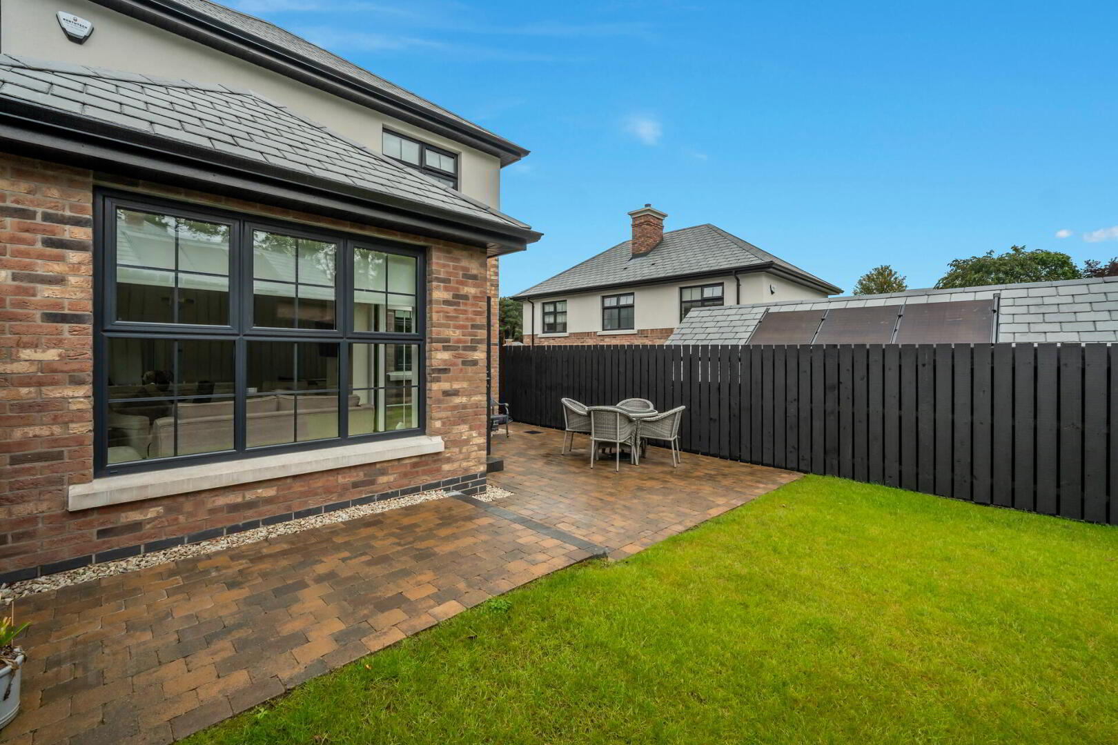 28 Cromlyn Wood 34 of 35