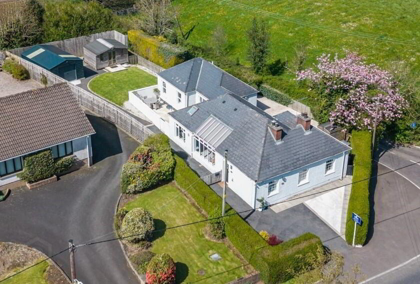 92 Dromore Road 3 of 38