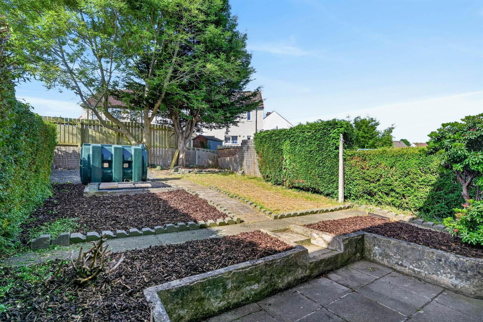 8 Hillmount Gardens 22 of 23