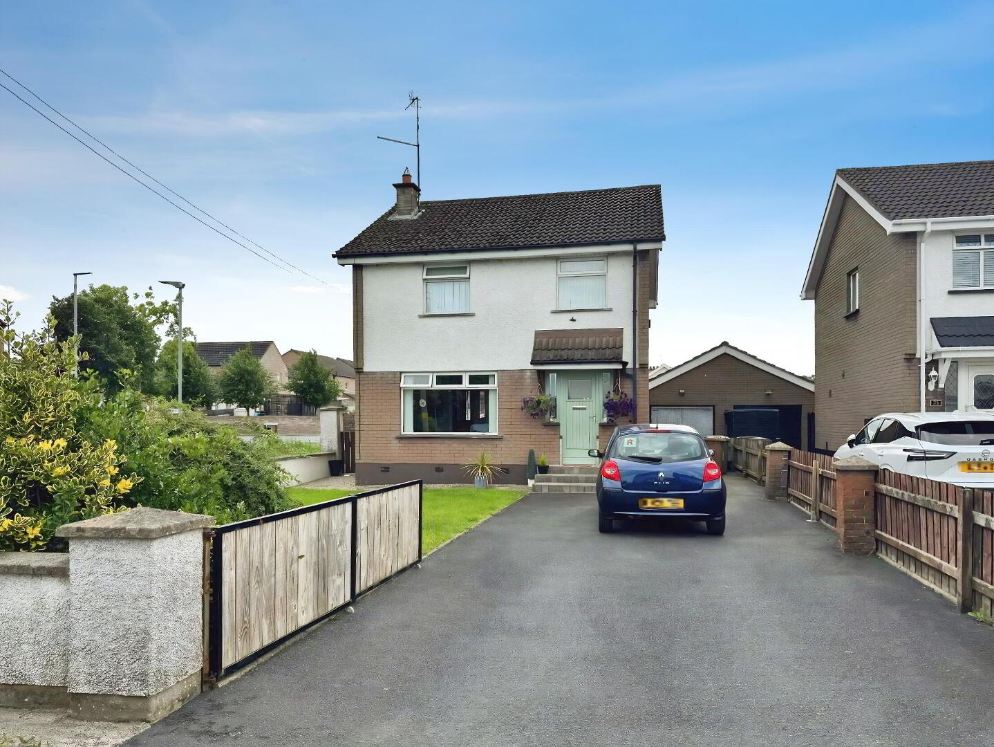 26 Woodgrove 2 of 38