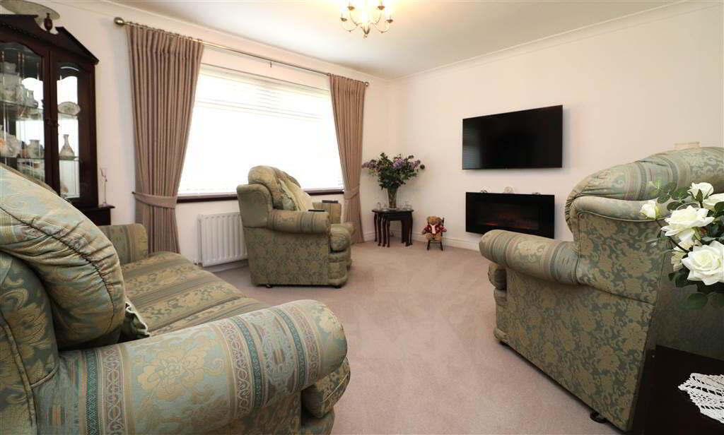 26 Edenvale Gardens 3 of 16