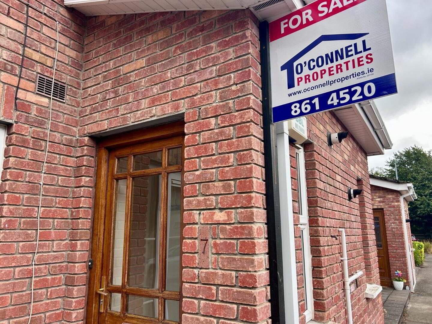 7 Summerseat Court 2 of 31