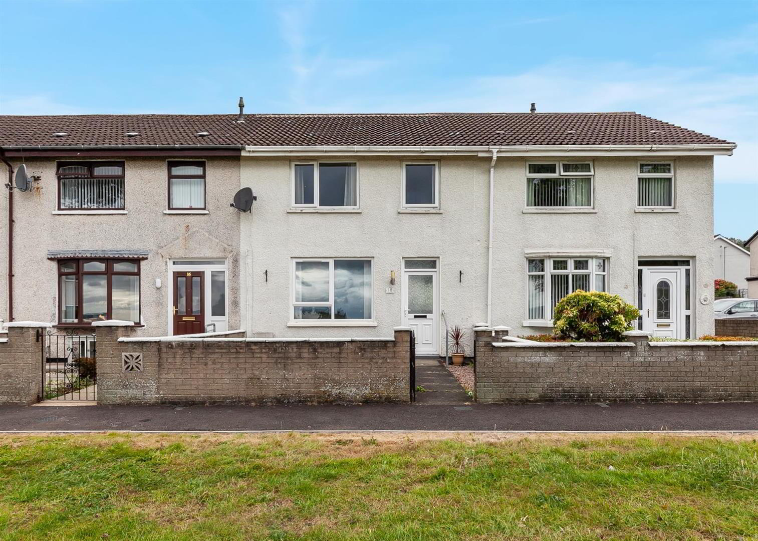 18 Rathfern Way 2 of 26